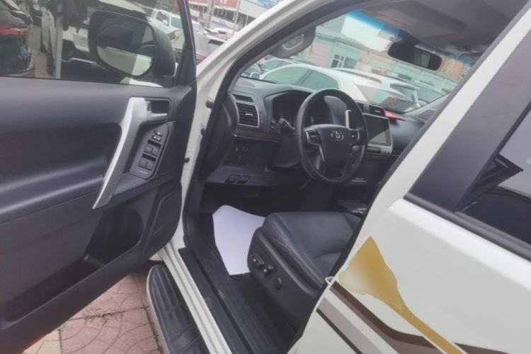 Used Toyota Prado 2019 3.5L Automatic TX-L Deluxe Edition Driver Seat