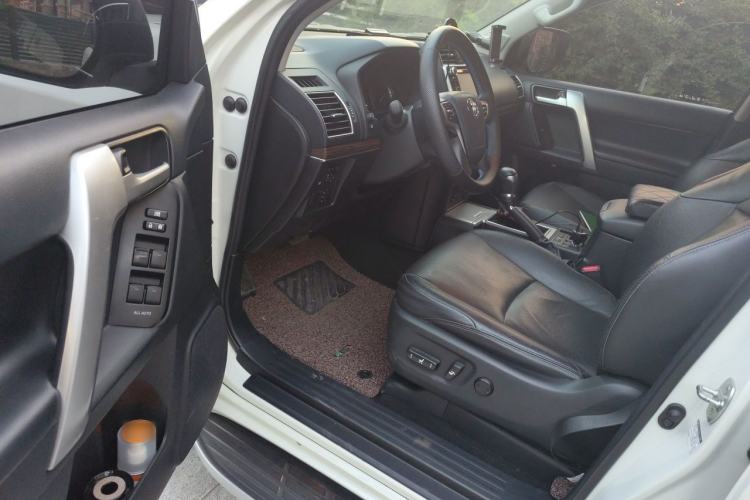 Used Toyota Prado 2019 3.5L Automatic TX-L Deluxe Edition Driver Seat