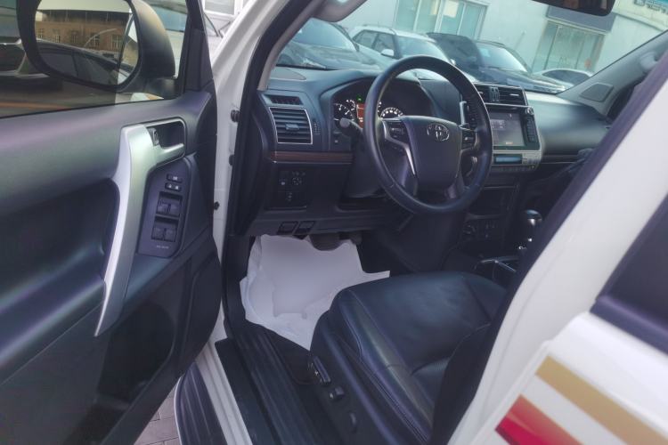 Used Toyota Prado 2019 3.5L Automatic TX-L Deluxe Edition Driver Seat