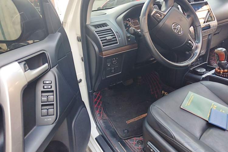Used Toyota Prado 2019 3.5L Automatic TX-L Deluxe Edition with Rear-Mounted Spare Tire Driver Seat