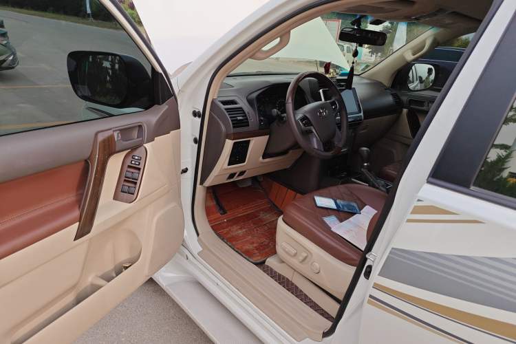 Used Toyota Prado  Driver Seat