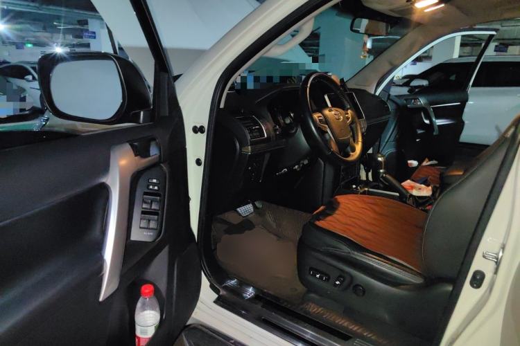 Used Toyota Prado 2019 3.5L Automatic TX-L Deluxe Edition with Rear-Mounted Spare Tire Driver Seat