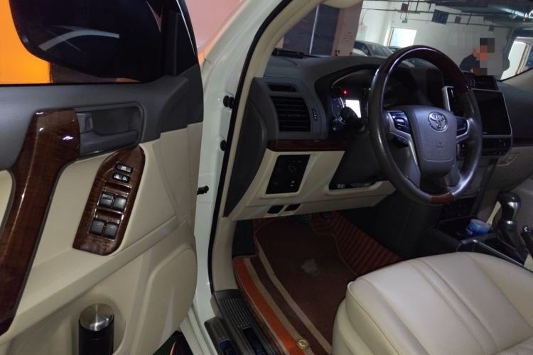 Used Toyota Prado  Driver Seat