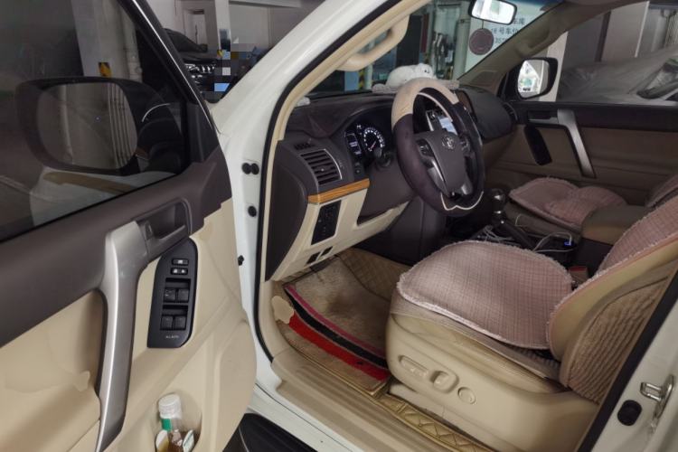 Used Toyota Prado 2019 3.5L Automatic TX-L Deluxe Edition with Rear-Mounted Spare Tire Driver Seat