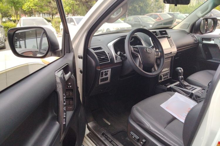 Used Toyota Prado 2019 3.5L Automatic TX-L Deluxe Edition with Rear-Mounted Spare Tire Driver Seat