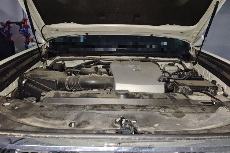 Used Toyota Prado 2019 3.5L Automatic TX-L Deluxe Edition with Rear-Mounted Spare Tire Engine Bay
