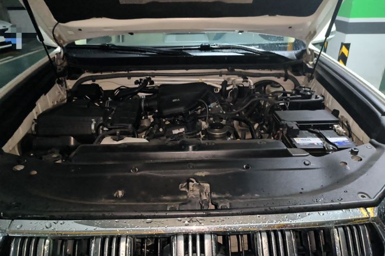 Used Toyota Prado 2019 2.7L TX-L U.S. Specification Engine Bay