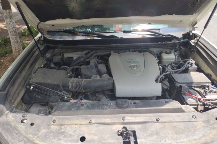 Used Toyota Prado 2019 3.5L Automatic TX-L Deluxe Edition with Rear-Mounted Spare Tire Engine Bay