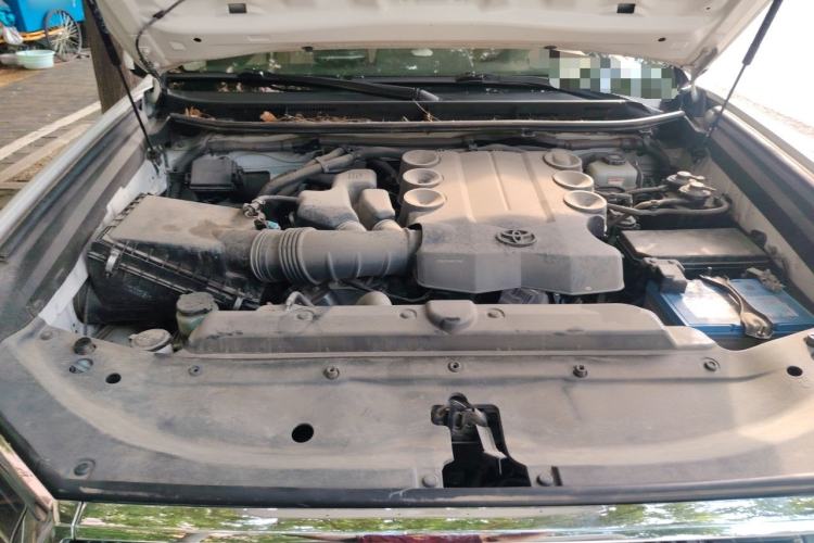 Used Toyota Prado  Engine Bay