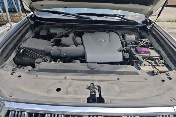 Used Toyota Prado 2019 3.5L Automatic TX-L Deluxe Edition Engine Bay