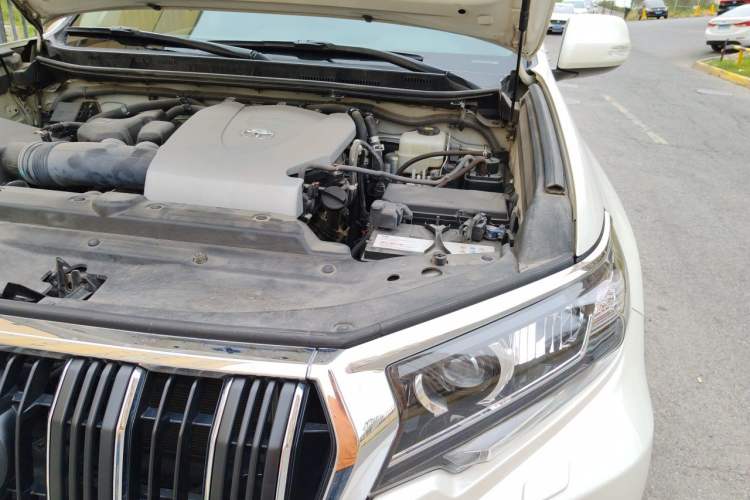 Used Toyota Prado 2019 3.5L Automatic TX-L Deluxe Edition Engine Bay Left