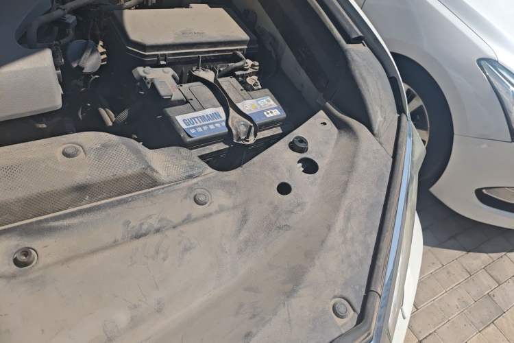 Used Toyota Prado  Engine Bay Left