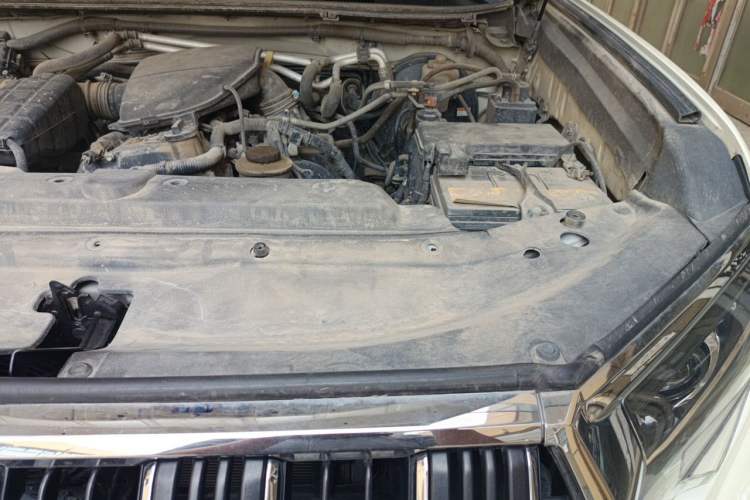 Used Toyota Prado  Engine Bay Left