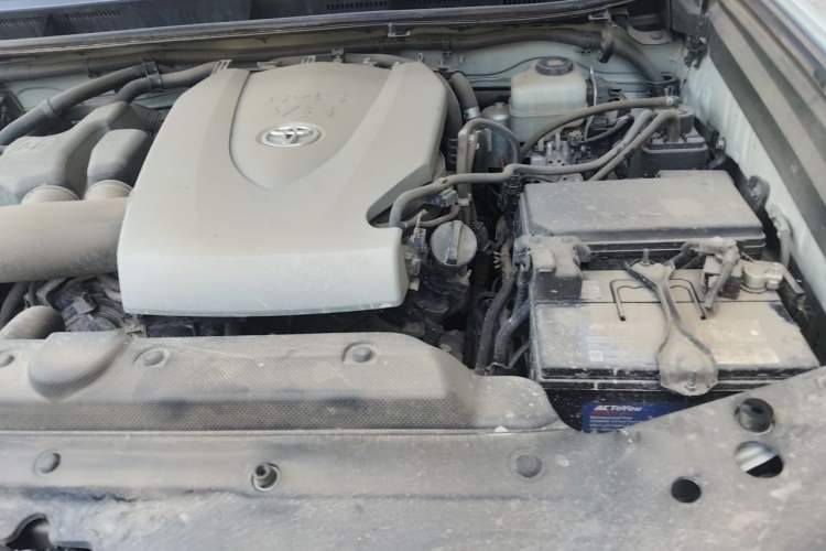 Used Toyota Prado 2019 3.5L Automatic TX-L Deluxe Edition with Rear-Mounted Spare Tire Engine Bay Left
