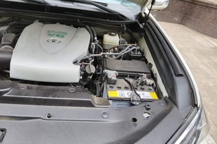Used Toyota Prado 2019 3.5L Automatic TX-L Deluxe Edition with Rear-Mounted Spare Tire Engine Bay Left
