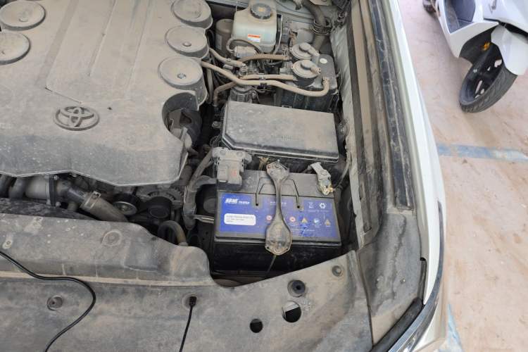 Used Toyota Prado  Engine Bay Left