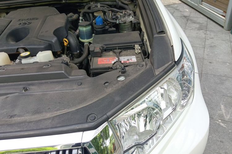 Used Toyota Prado  Engine Bay Left