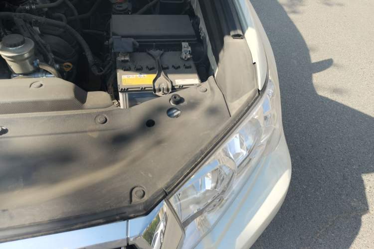 Used Toyota Prado 2019 2.7L VX External Mount – Middle East Engine Bay Left
