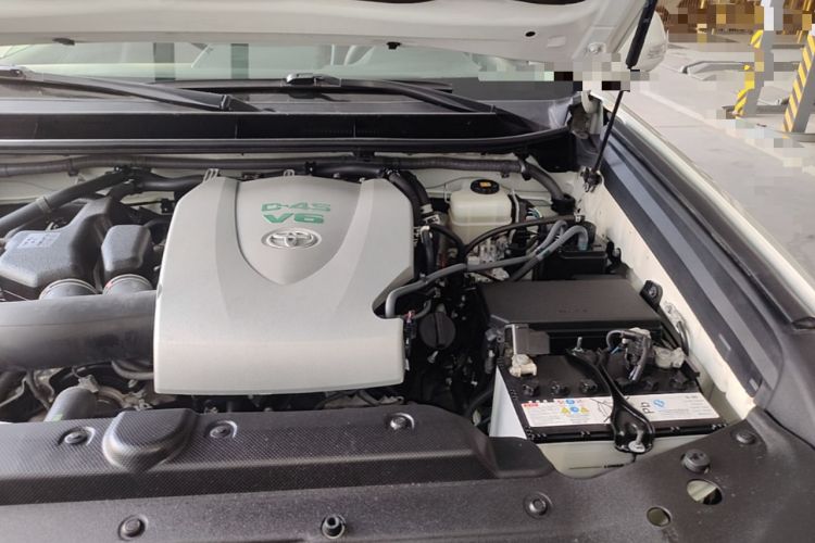 Used Toyota Prado 2019 3.5L Automatic TX-L Deluxe Edition with Rear-Mounted Spare Tire Engine Bay Left