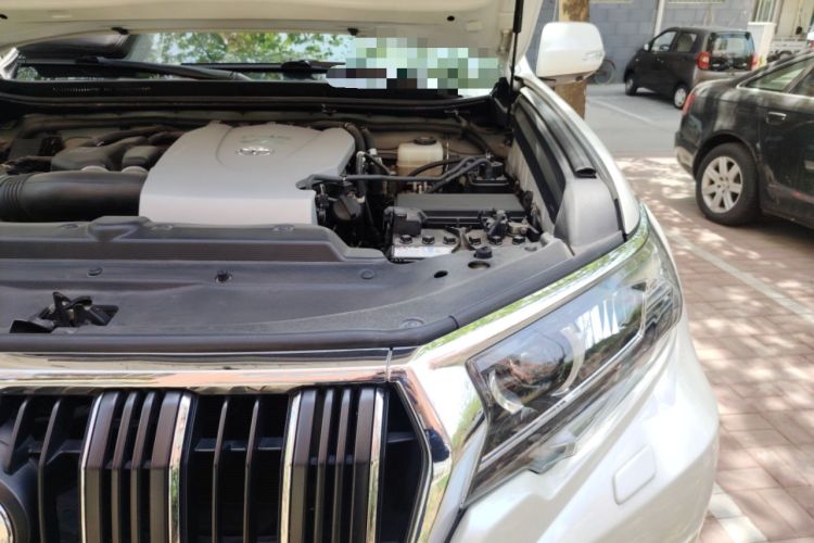 Used Toyota Prado 2019 3.5L Automatic TX-L Deluxe Edition with Rear-Mounted Spare Tire Engine Bay Left