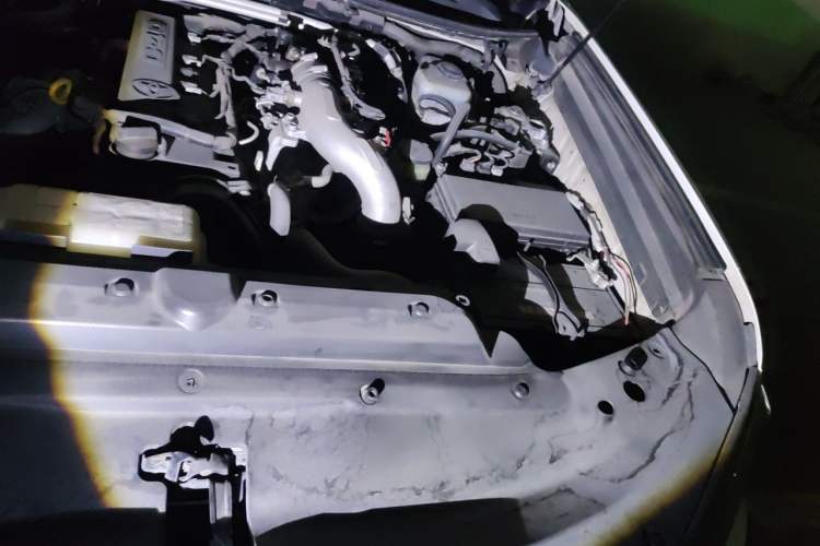 Used Toyota Prado  Engine Bay Left