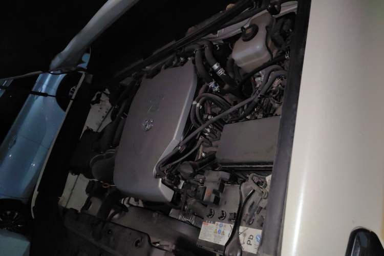 Used Toyota Prado 2019 3.5L Automatic TX-L Deluxe Edition with Rear-Mounted Spare Tire Engine Bay Left