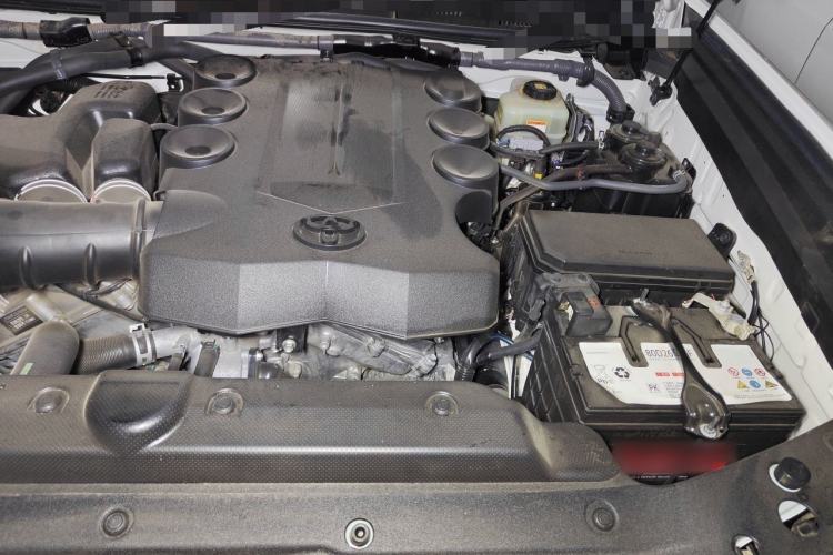 Used Toyota Prado  Engine Bay Left