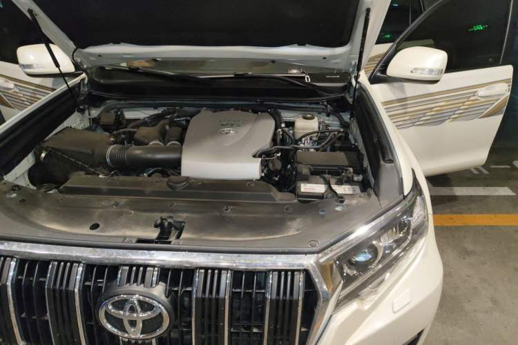 Used Toyota Prado 2019 3.5L Automatic TX-L Deluxe Edition Engine Bay Left