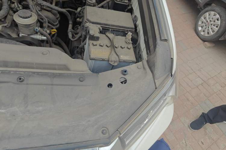 Used Toyota Prado  Engine Bay Left