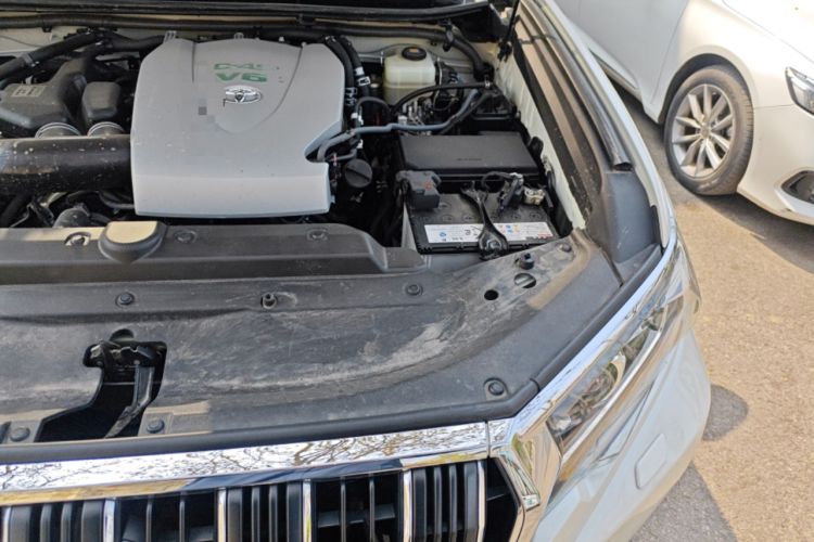 Used Toyota Prado 2019 3.5L Automatic TX-L Deluxe Edition with Rear-Mounted Spare Tire Engine Bay Left