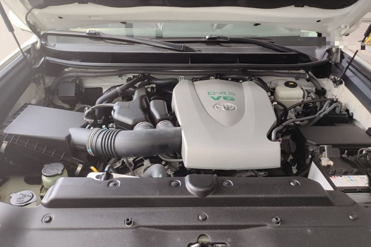 Used Toyota Prado 2019 3.5L Automatic TX-L Deluxe Edition with Rear-Mounted Spare Tire Engine Bay