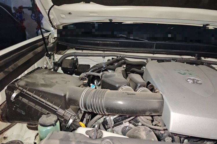 Used Toyota Prado 2019 3.5L Automatic TX-L Deluxe Edition with Rear-Mounted Spare Tire Engine Bay Right