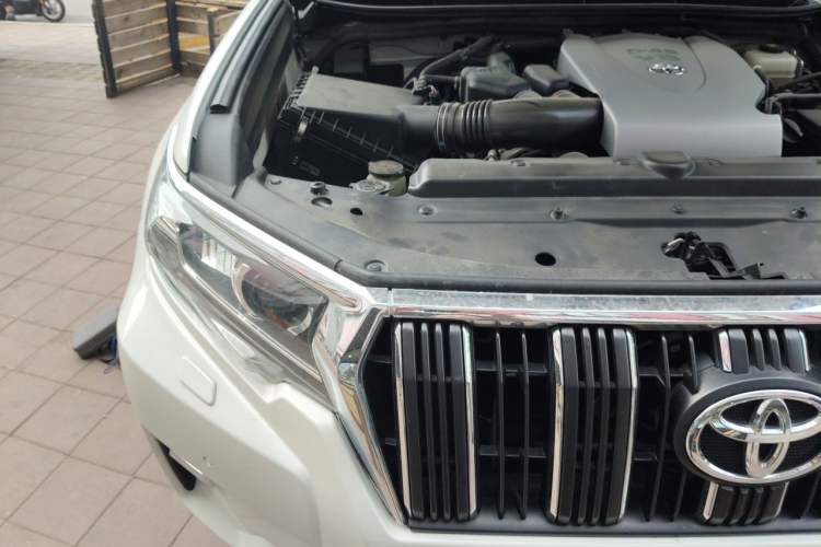 Used Toyota Prado 2019 3.5L Automatic TX-L Deluxe Edition Engine Bay Right