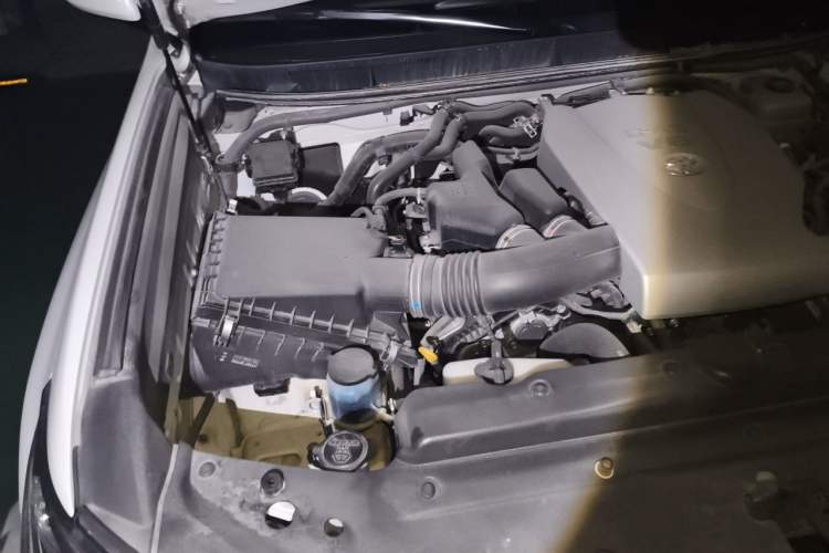 Used Toyota Prado 2019 3.5L Automatic TX-L Deluxe Edition Engine Bay Right