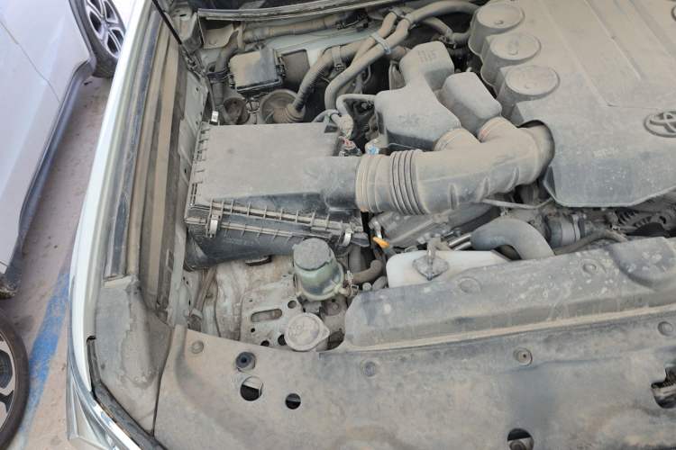 Used Toyota Prado  Engine Bay Right