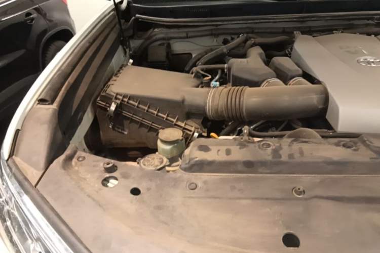 Used Toyota Prado 2019 3.5L Automatic TX-L Deluxe Edition with Rear-Mounted Spare Tire Engine Bay Right