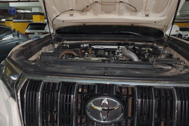 Used Toyota Prado  Engine Bay Right