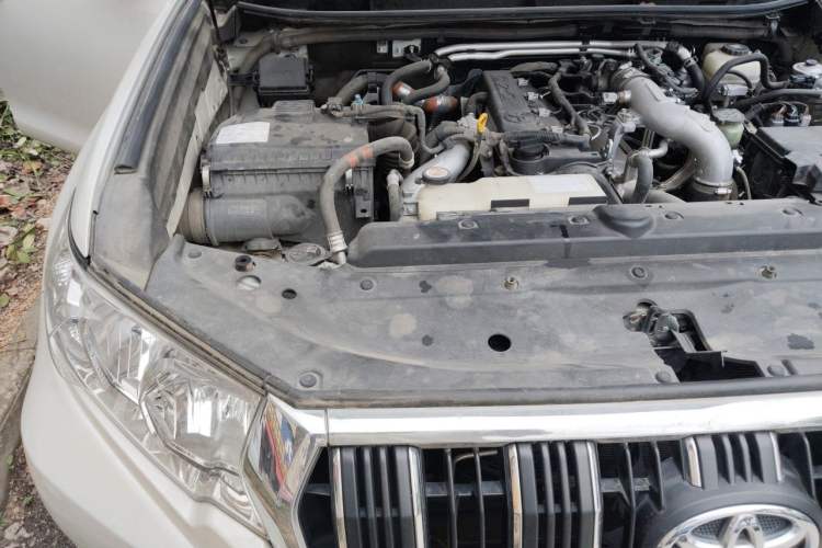 Used Toyota Prado  Engine Bay Right