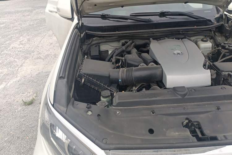Used Toyota Prado 2019 3.5L Automatic TX-L Deluxe Edition with Rear-Mounted Spare Tire Engine Bay Right