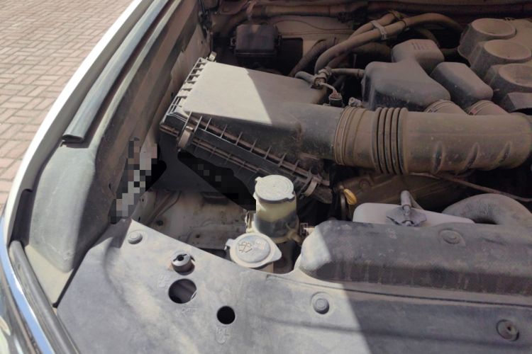 Used Toyota Prado  Engine Bay Right