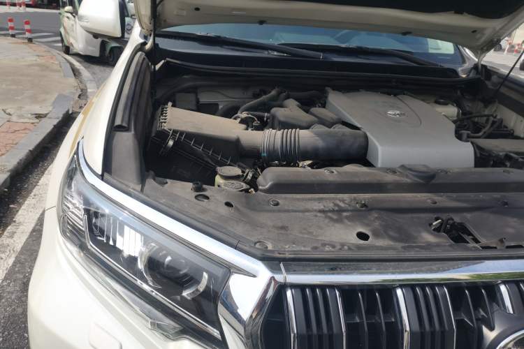 Used Toyota Prado 2019 3.5L Automatic TX-L Deluxe Edition Engine Bay Right