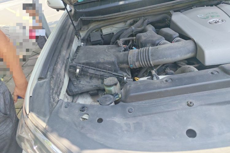Used Toyota Prado 2019 3.5L Automatic TX-L Deluxe Edition with Rear-Mounted Spare Tire Engine Bay Right