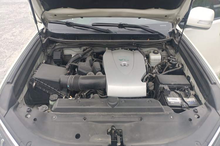 Used Toyota Prado 2019 3.5L Automatic TX-L Deluxe Edition with Rear-Mounted Spare Tire Engine Bay