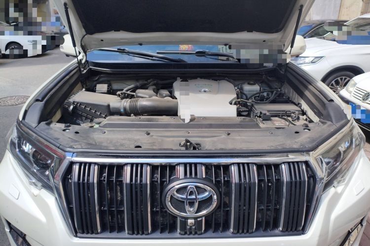 Used Toyota Prado 2019 3.5L Automatic TX-L Deluxe Edition with Rear-Mounted Spare Tire Engine Bay