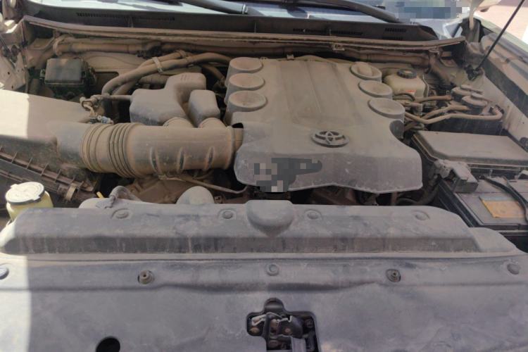 Used Toyota Prado  Engine Bay