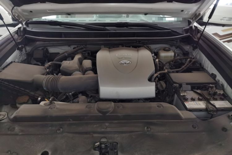Used Toyota Prado 2019 3.5L Automatic TX-L Deluxe Edition with Rear-Mounted Spare Tire Engine Bay