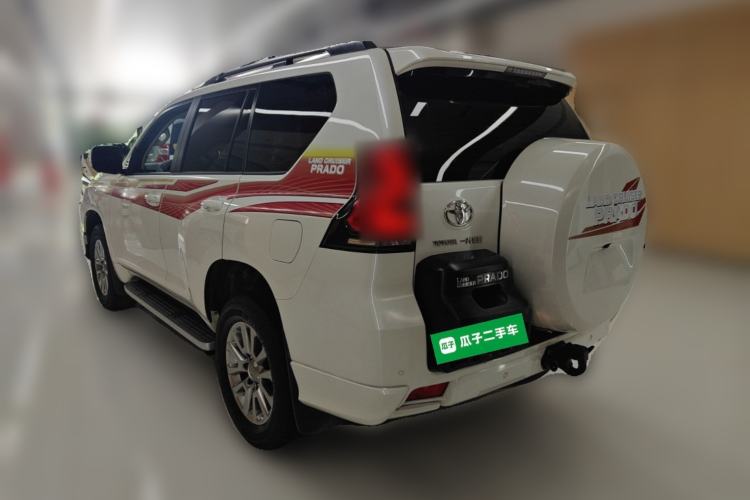 Used Toyota Prado 2019 3.5L Automatic TX-L Deluxe Edition with Rear-Mounted Spare Tire Exterior 2