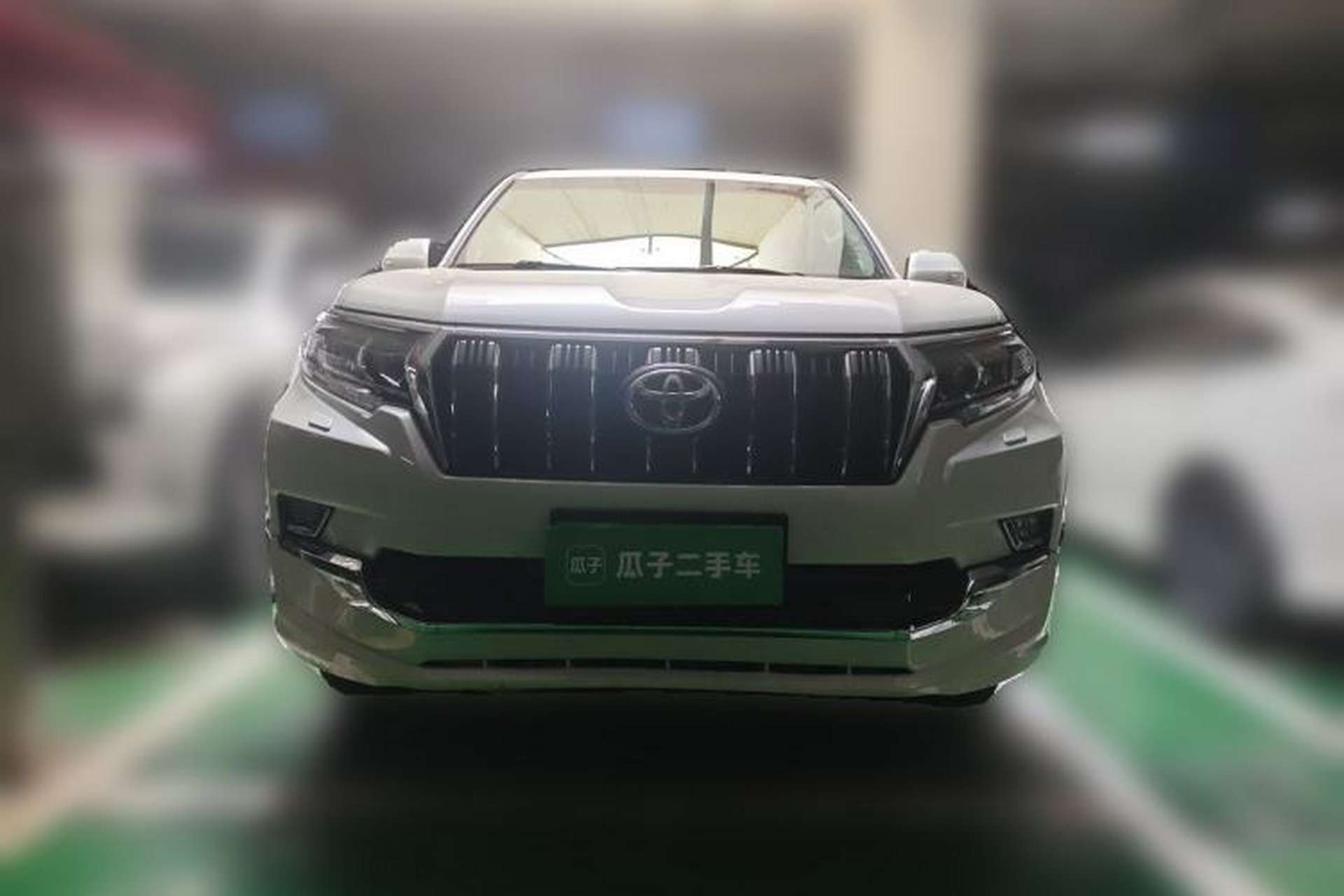 Used Toyota Prado 2019 3.5L Automatic TX-L Deluxe Edition with Rear-Mounted Spare Tire Front