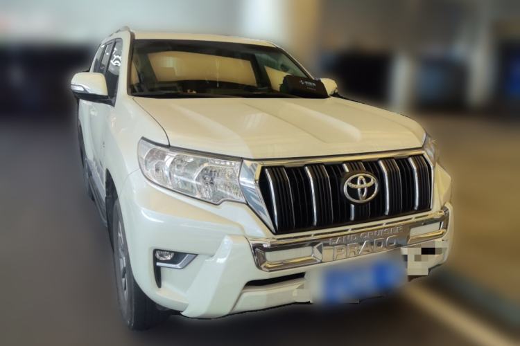 Used Toyota Prado 2019 4.0L TX-L Dual Fuel Sunroof 17-Inch Wheels Middle East Version Front Right 45 Deg