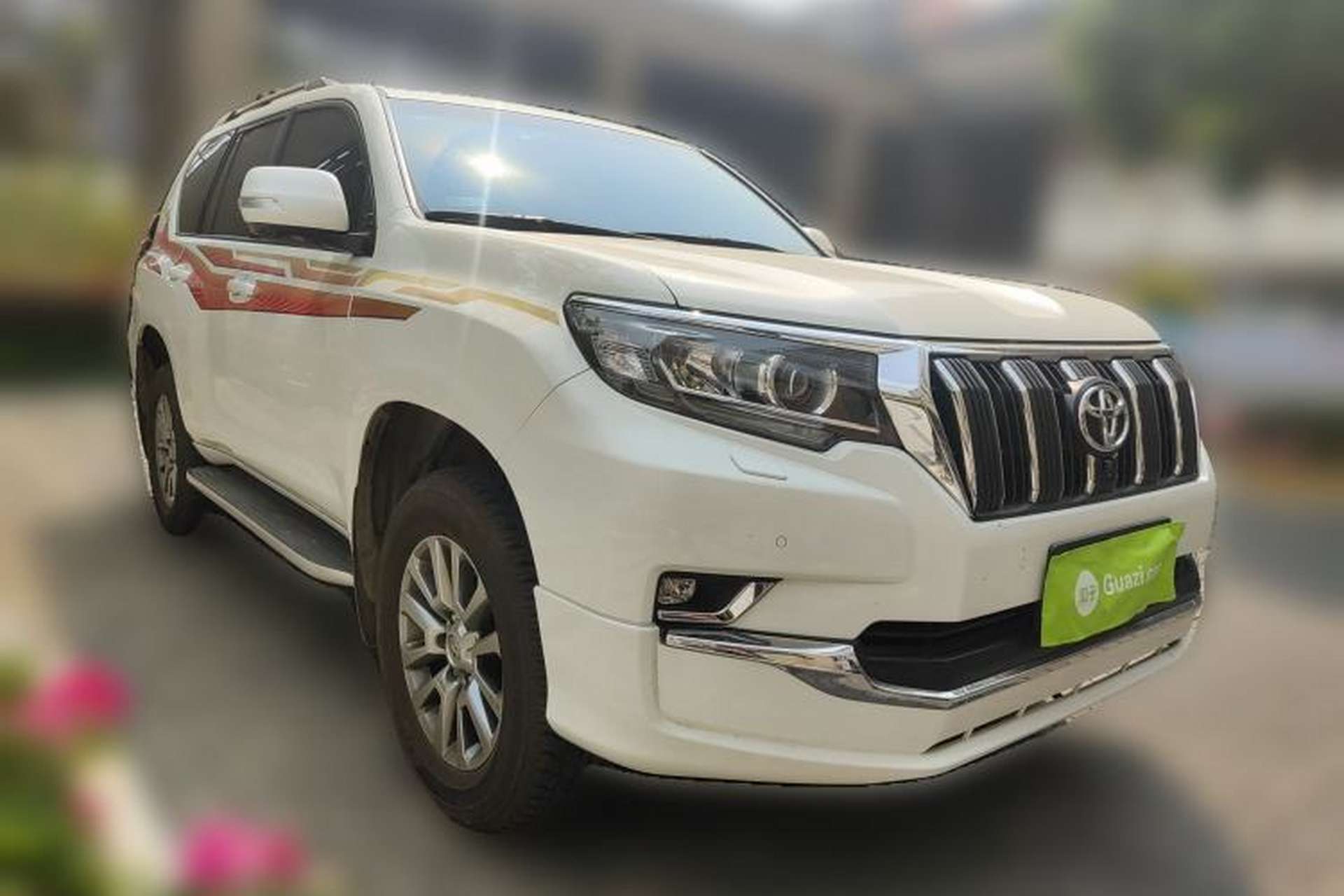 Used Toyota Prado 2019 3.5L Automatic TX-L Deluxe Edition with Rear-Mounted Spare Tire Front Right 45 Deg